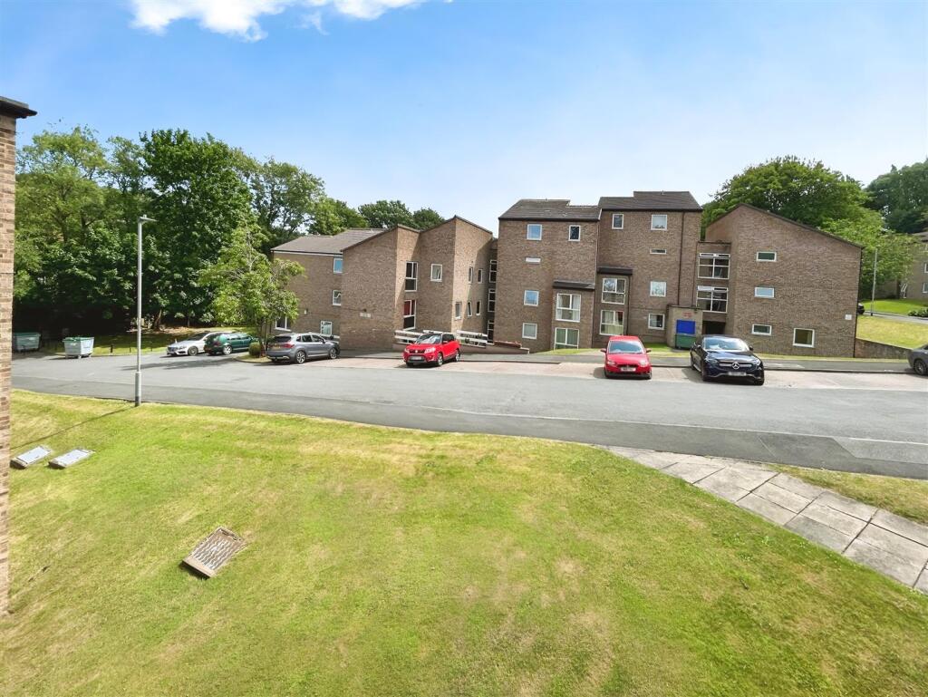 Additional image 13 of Frizley Gardens, Bradford