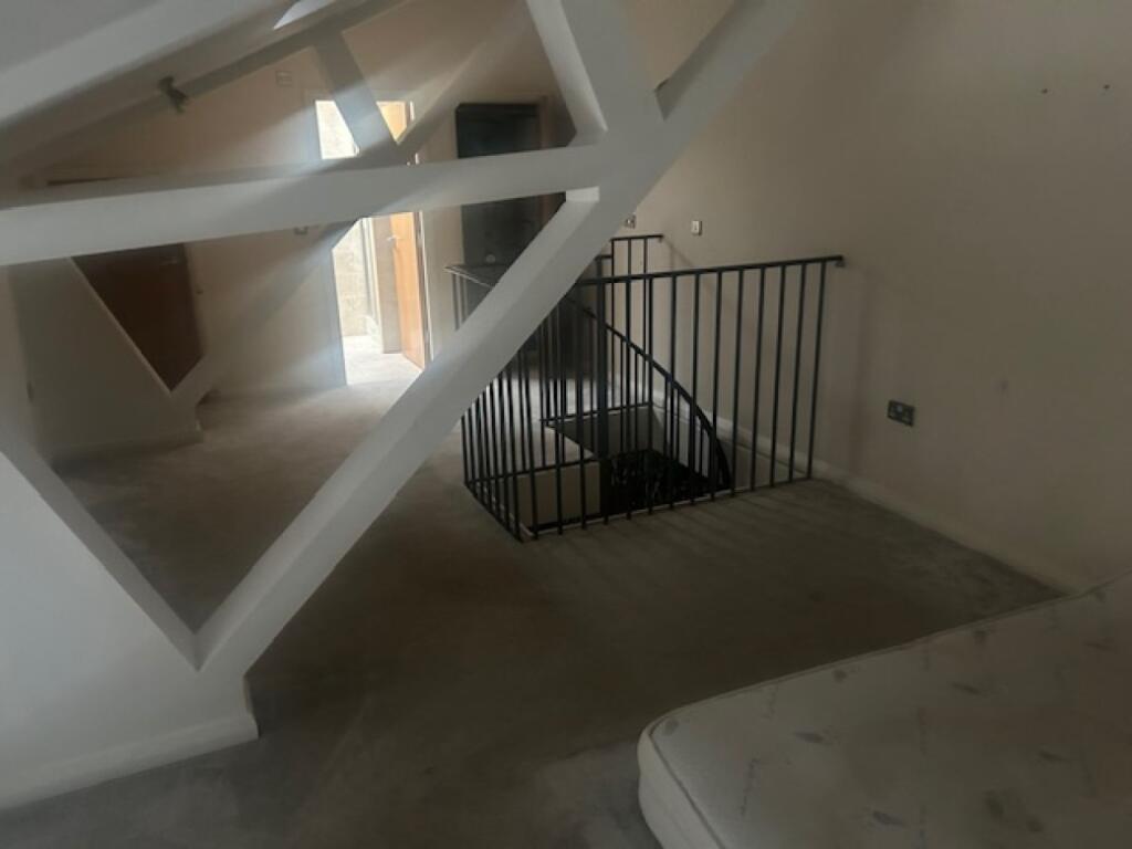 Additional image 3 of Canal Road, Riddlesden, Keighley