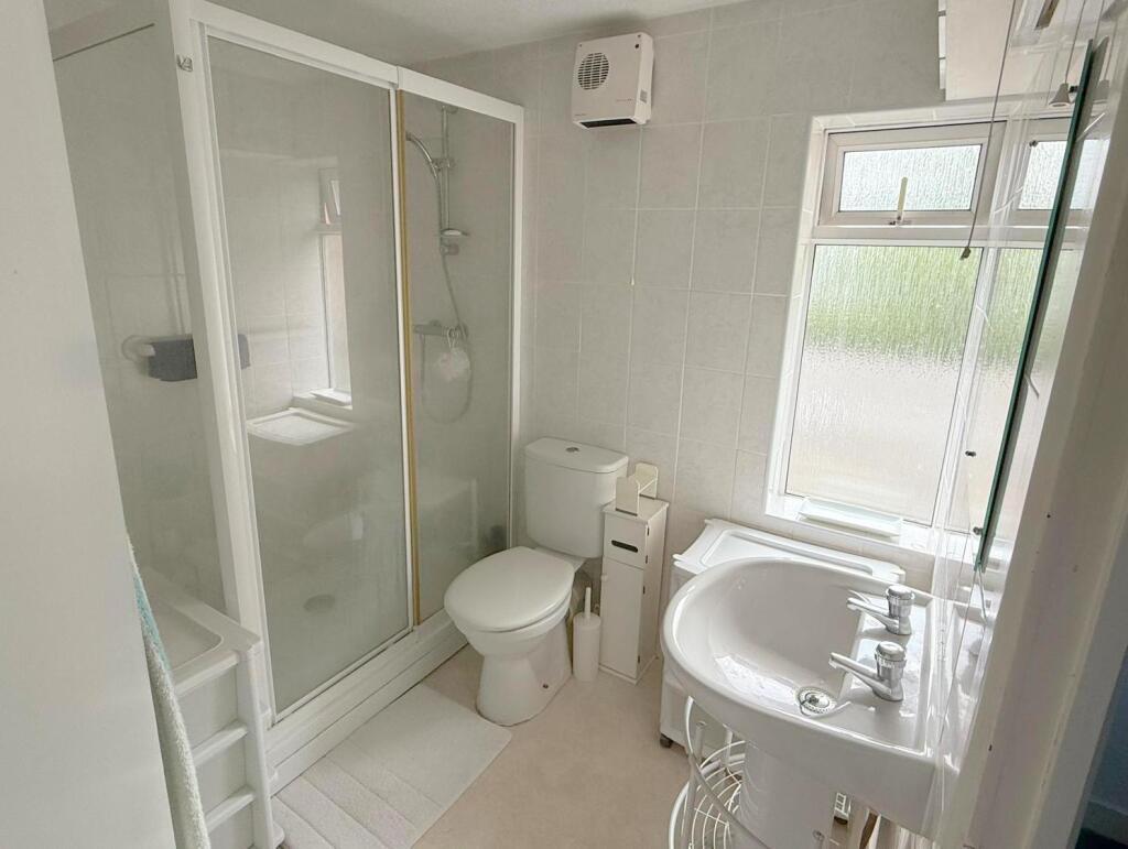 Additional image 11 of Kingsburys Lane, Ringwood, BH24 1EL