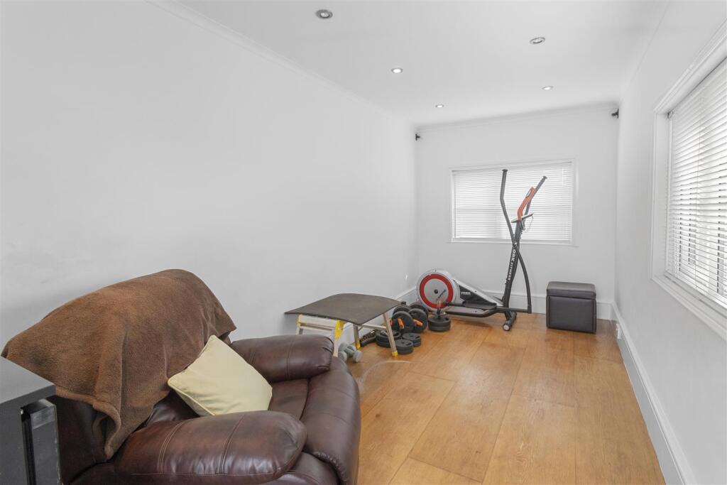 Additional image 41 of Willingdon Road, Eastbourne
