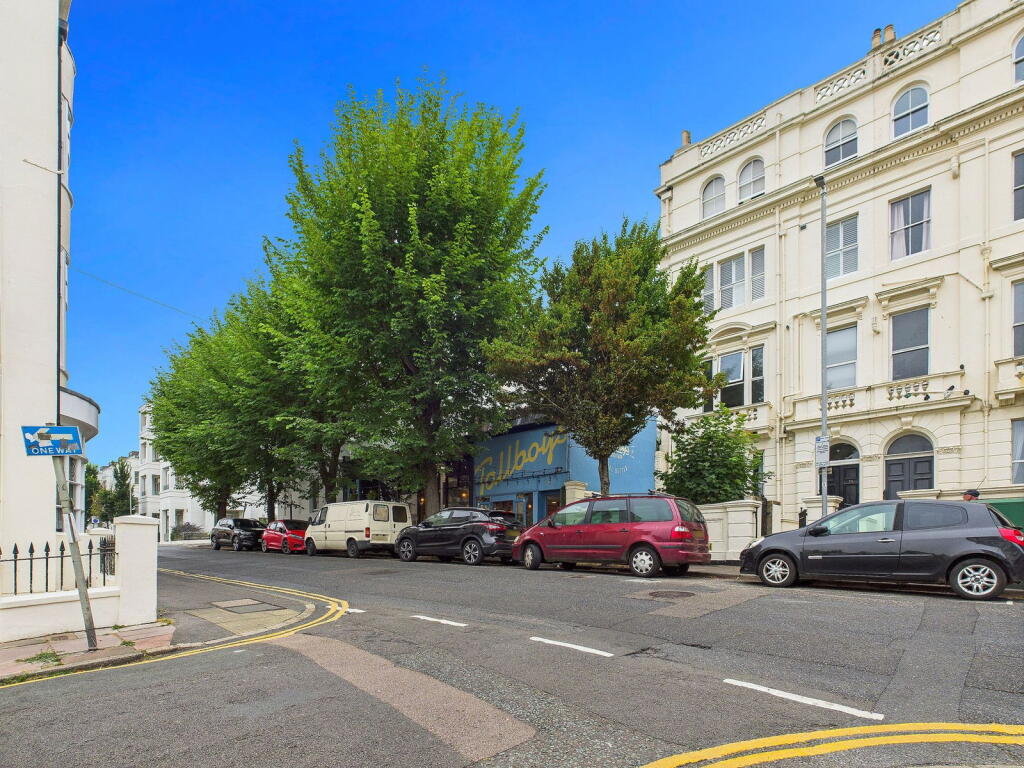 Additional image 7 of Montpelier Place, Brighton, BN1 3BF
