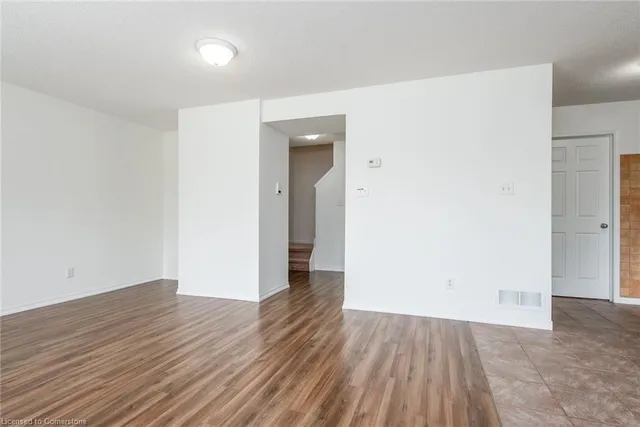 Additional image 10 of 950 Highland Dr Unit 32