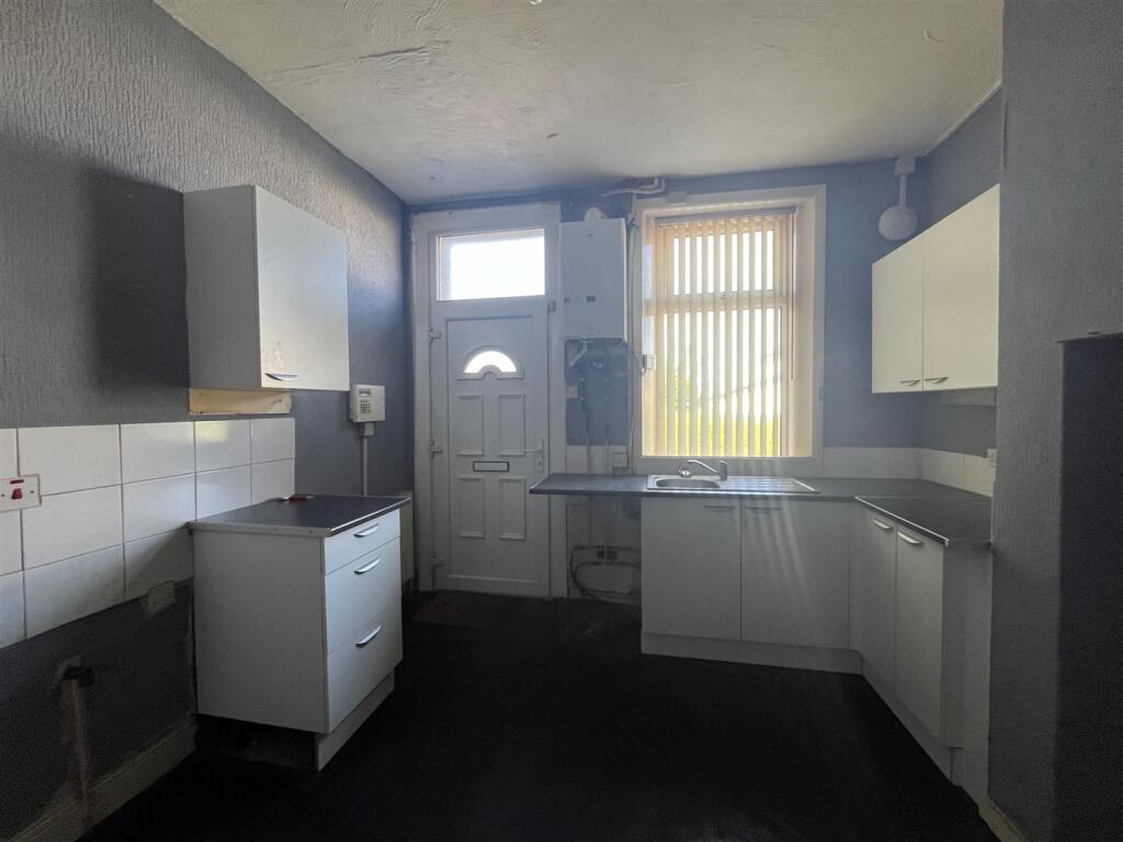 Additional image 5 of Moorcroft Terrace, Bradford