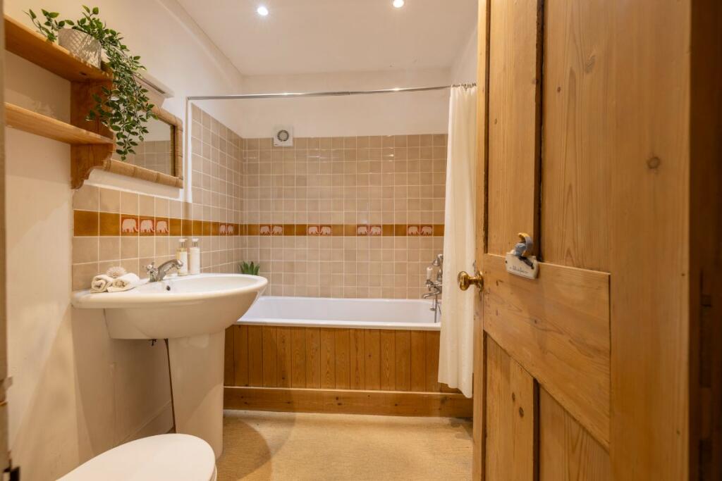 Additional image 12 of South Street, Eastbourne