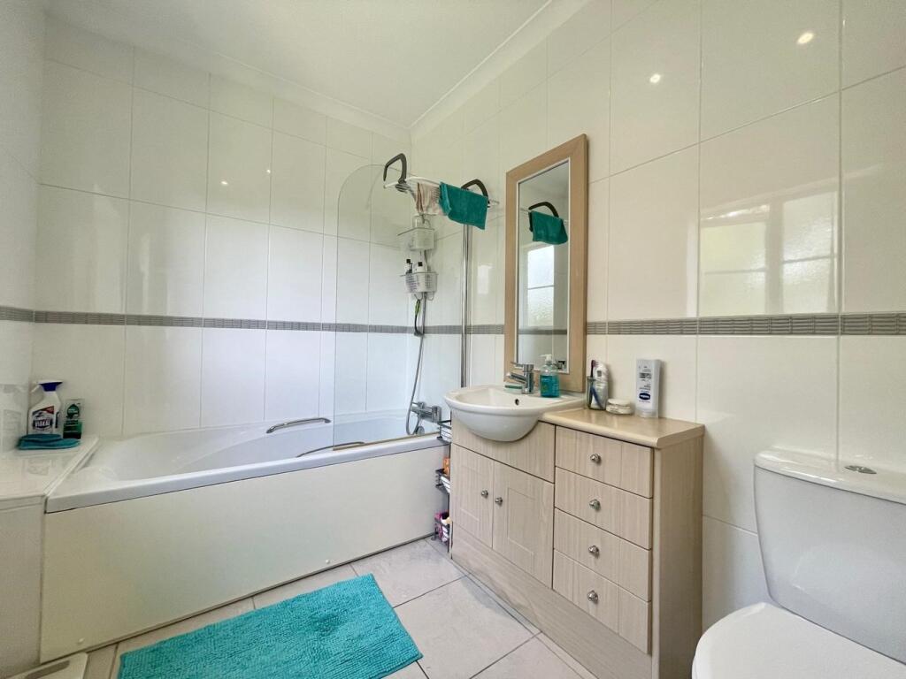 Additional image 13 of Cheyne Gardens, Westbourne, BH4