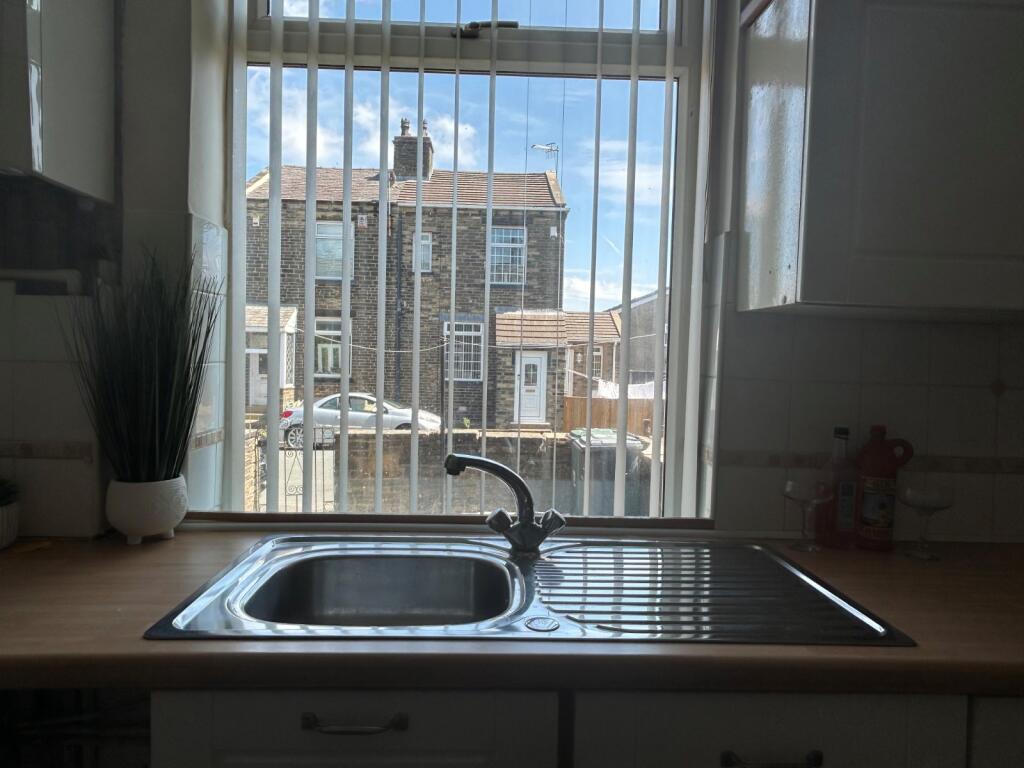 Additional image 6 of Beacon Street, Bank Top, Bradford, BD7