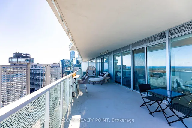 Additional image 33 of 15 Queens Quay St Unit 3202