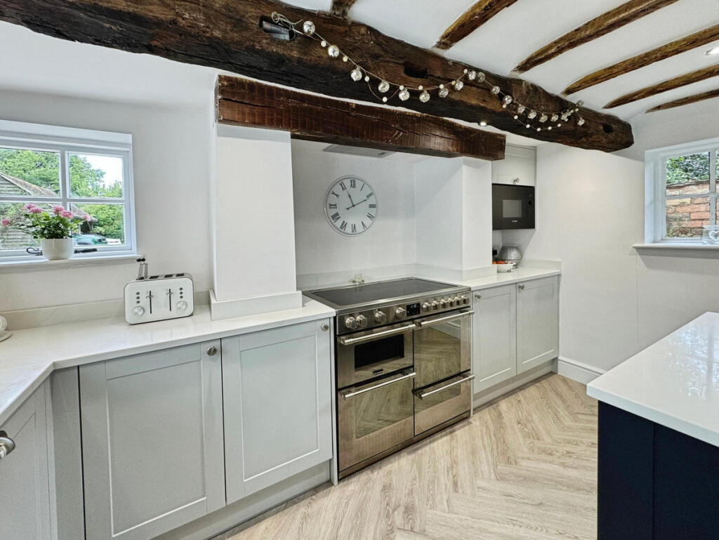 Additional image 7 of Wootton Wawen, Double Carport, Stunning Interior