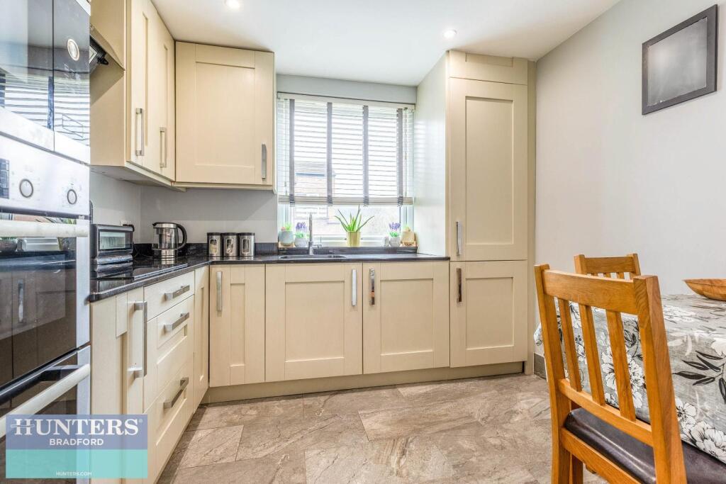 Additional image 7 of Frizley Gardens, Frizinghall, Bradford, West Yorkshire, BD9 4LY