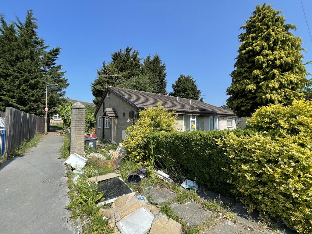 Additional image 2 of 128 Park Lane, Bradford, West Yorkshire, BD5 0LN