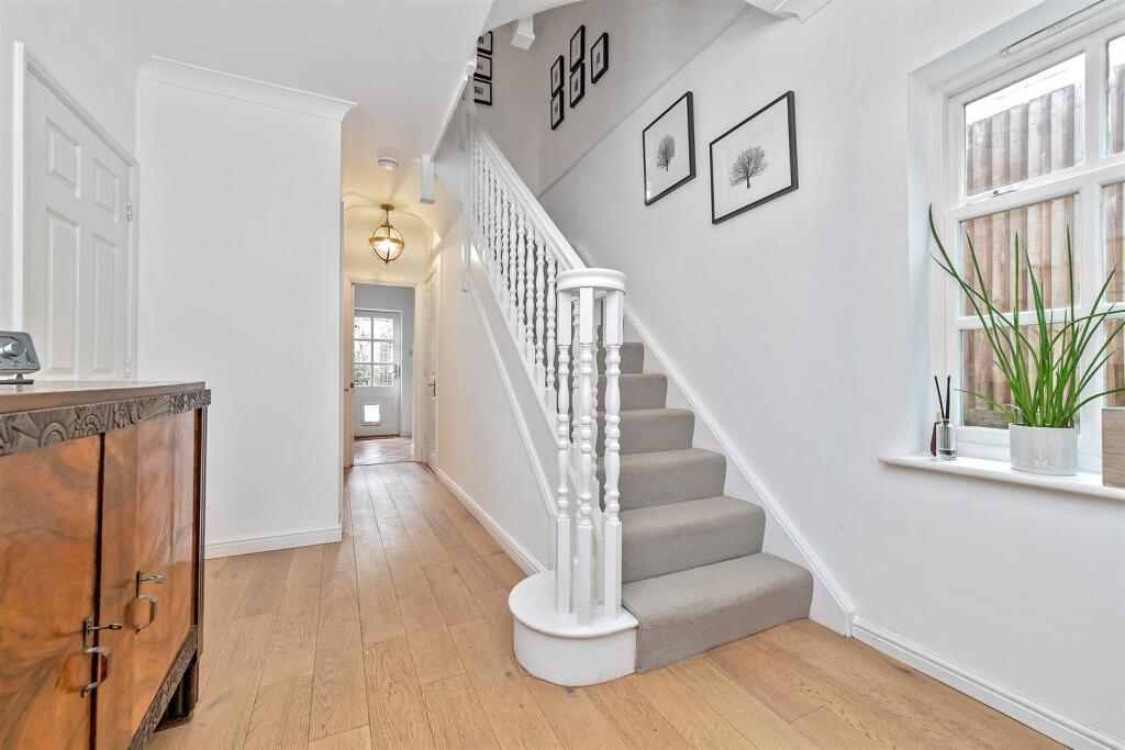 Additional image 20 of Goldsmiths Way, St. Albans