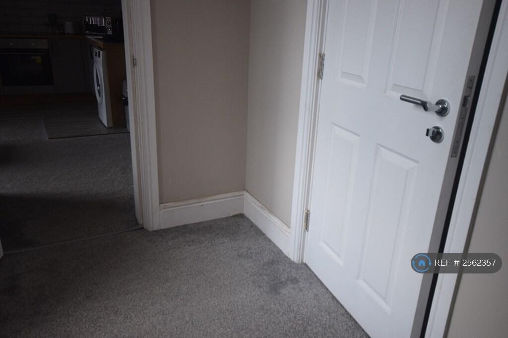 Additional image 5 of North Park Road, Bradford, BD9