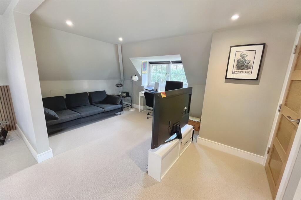 Additional image 21 of Portman Estate