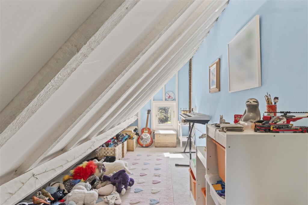 Additional image 14 of Headland Avenue, Seaford