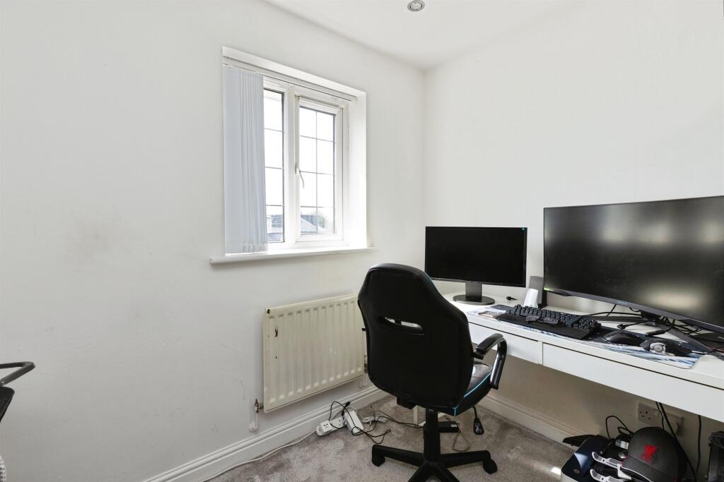 Additional image 11 of Hollybank Road, Bradford