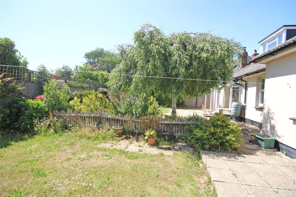 Additional image 13 of Highlands Road, Barton on Sea, New Milton, Hampshire, BH25