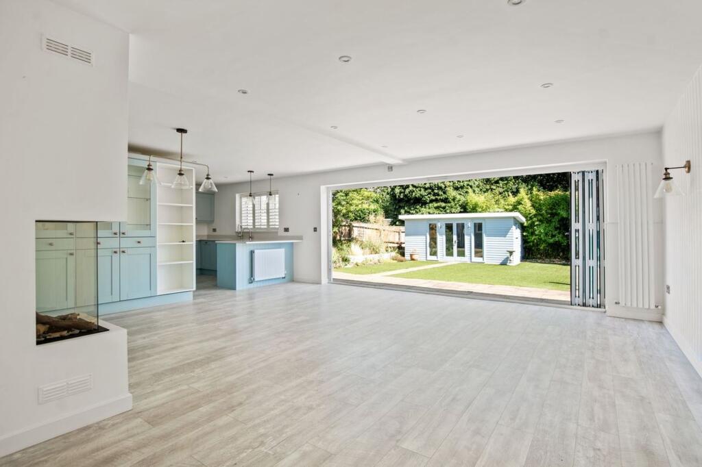 Additional image 14 of River Way, Christchurch, BH23