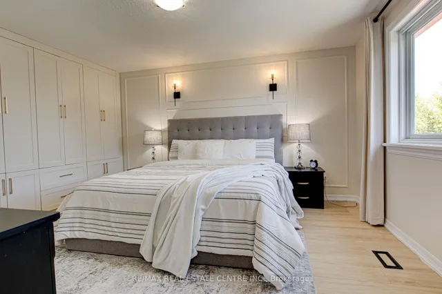 Additional image 27 of 428 Thomas Slee Dr