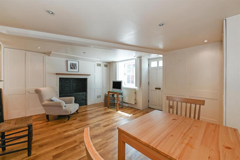 Additional image 4 of Tarrant Street, Arundel