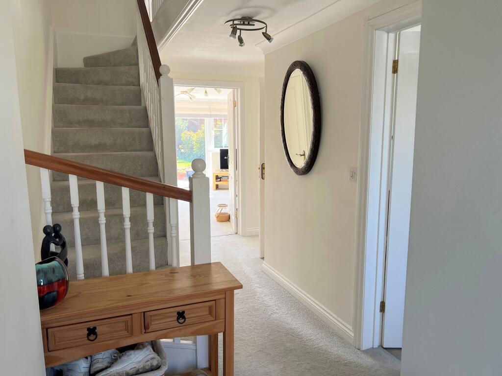 Additional image 13 of Yew Lane, New Milton, Hampshire. BH25 5BA