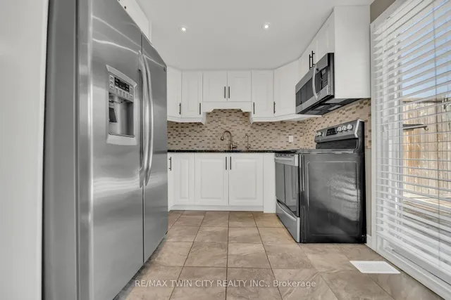 Additional image 7 of 28 Uxbridge Cres