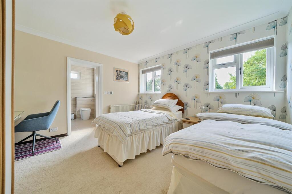 Additional image 19 of Marshall Avenue, Worthing, BN14 0ES