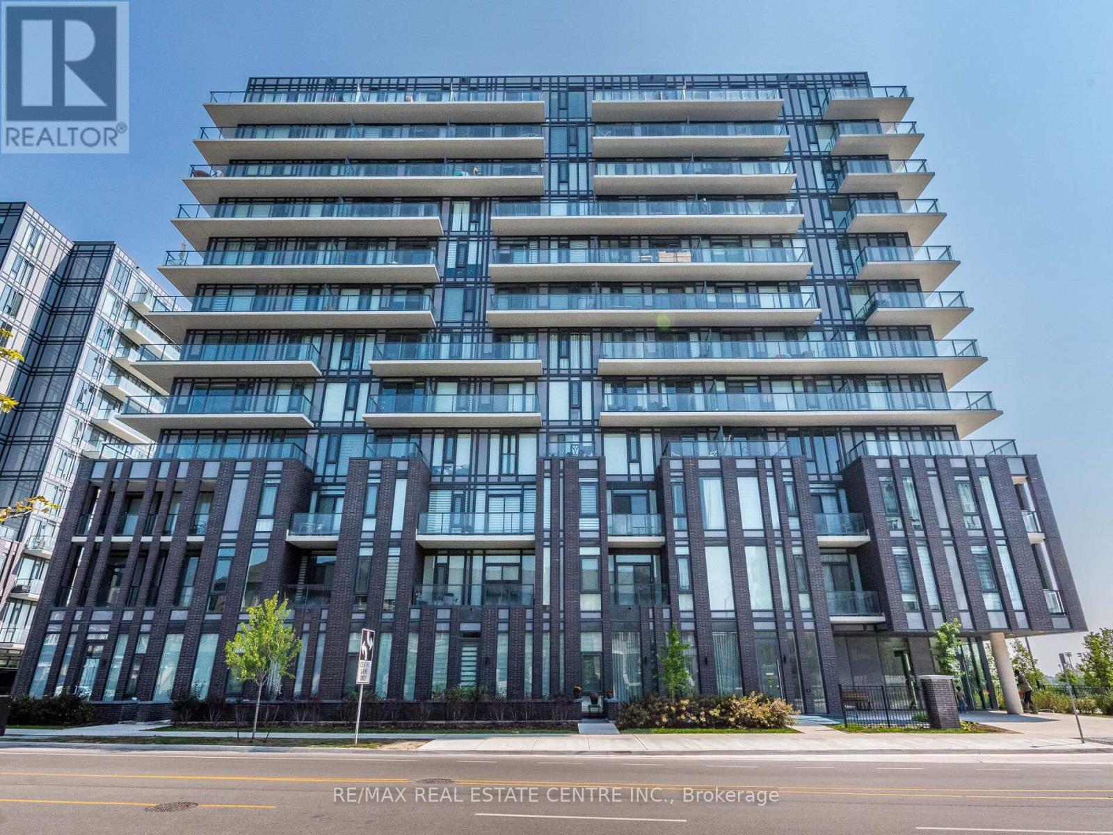 211 - 215 VETERANS DRIVE|Brampton (Northwest Brampton), Ontario L7A5L6