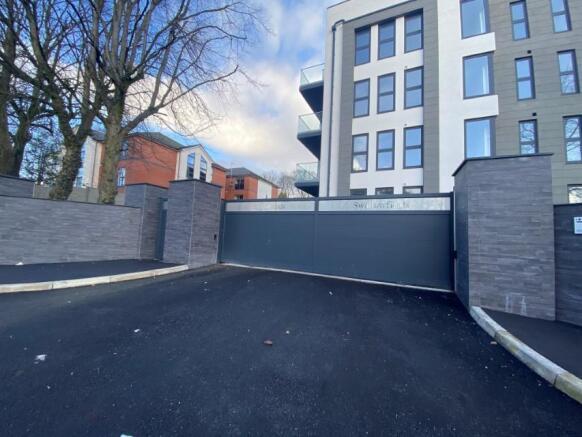 Additional image 2 of Swallowfield, Chorley New Road, Horwich, Bolton, BL6 6HN