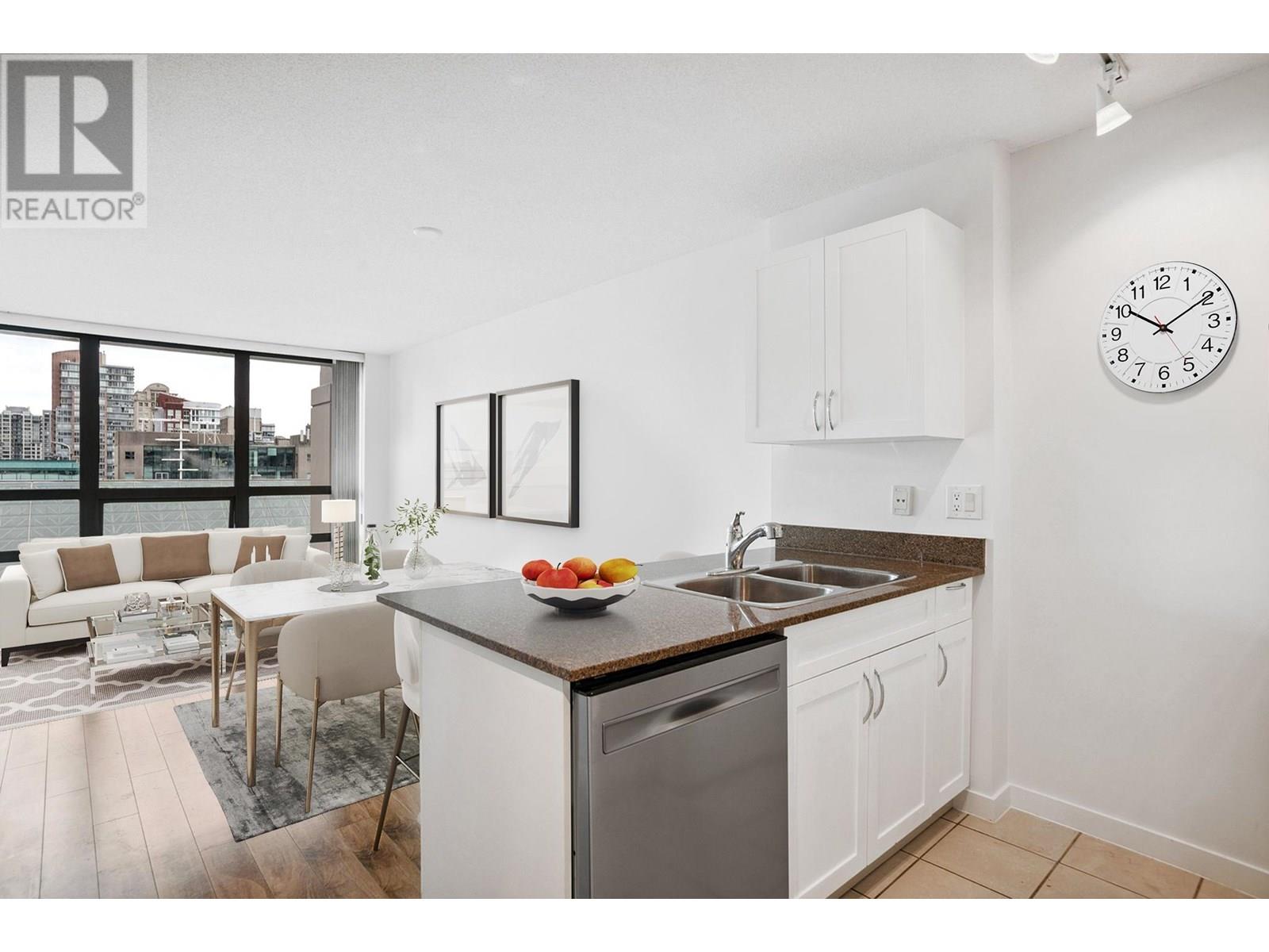 1233 933 HORNBY STREET|Vancouver, British Columbia V6Z3G4