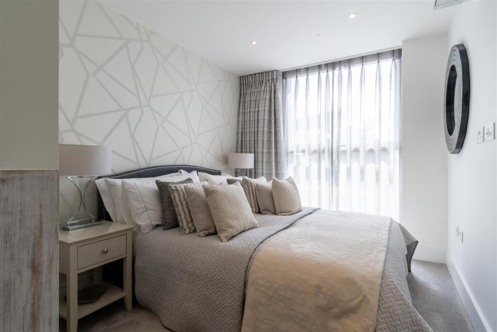 Additional image 12 of Salterns Way, Lilliput