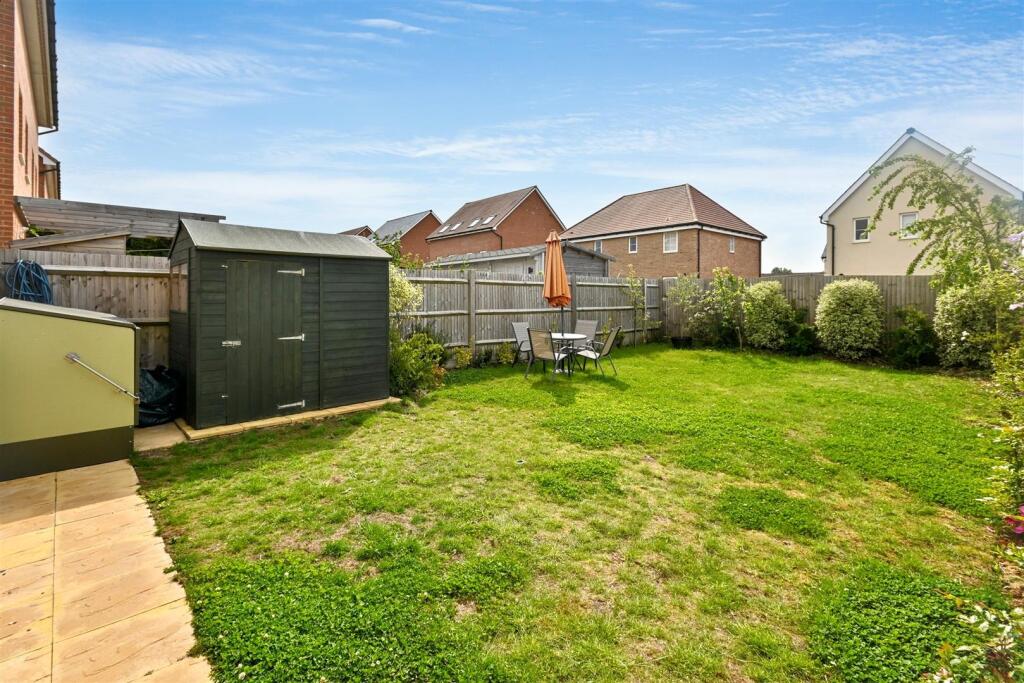 Additional image 19 of Coniston Avenue, Eastbourne