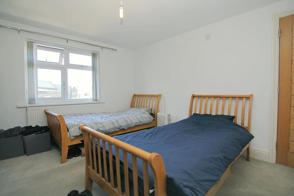 Additional image 7 of Moore Avenue, Bradford, BD6