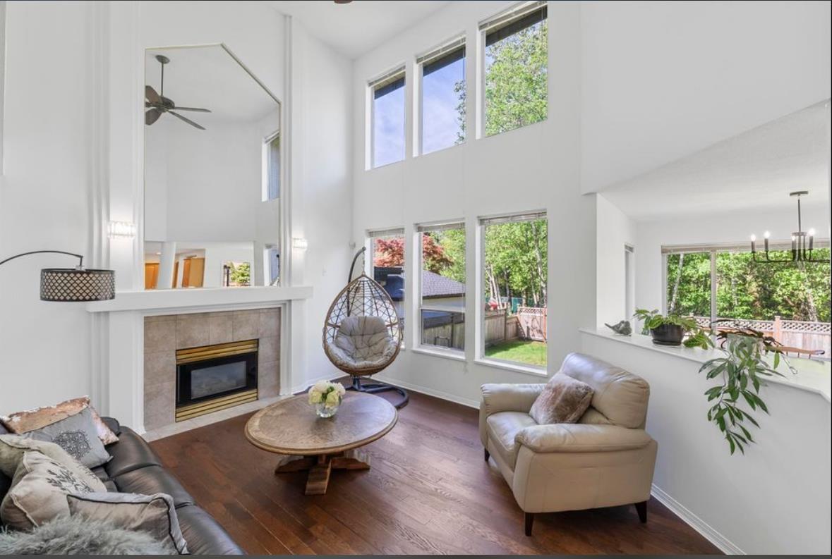 7977 REDTAIL PLACE|Surrey, British Columbia V3W0N4