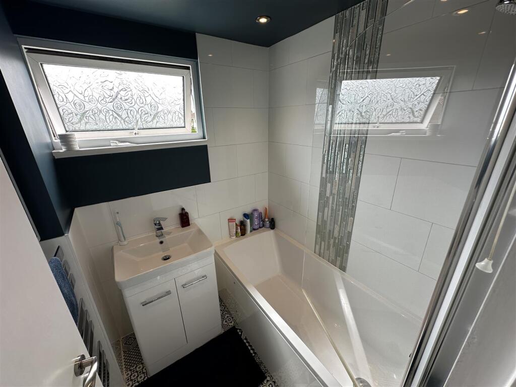 Additional image 7 of Evans Close, Wallisdown, Bournemouth