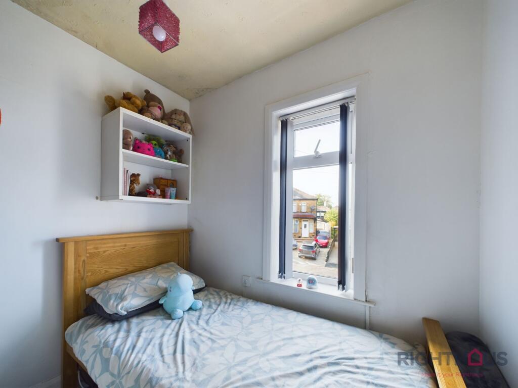 Additional image 16 of Ashtree Grove, Bradford, BD7