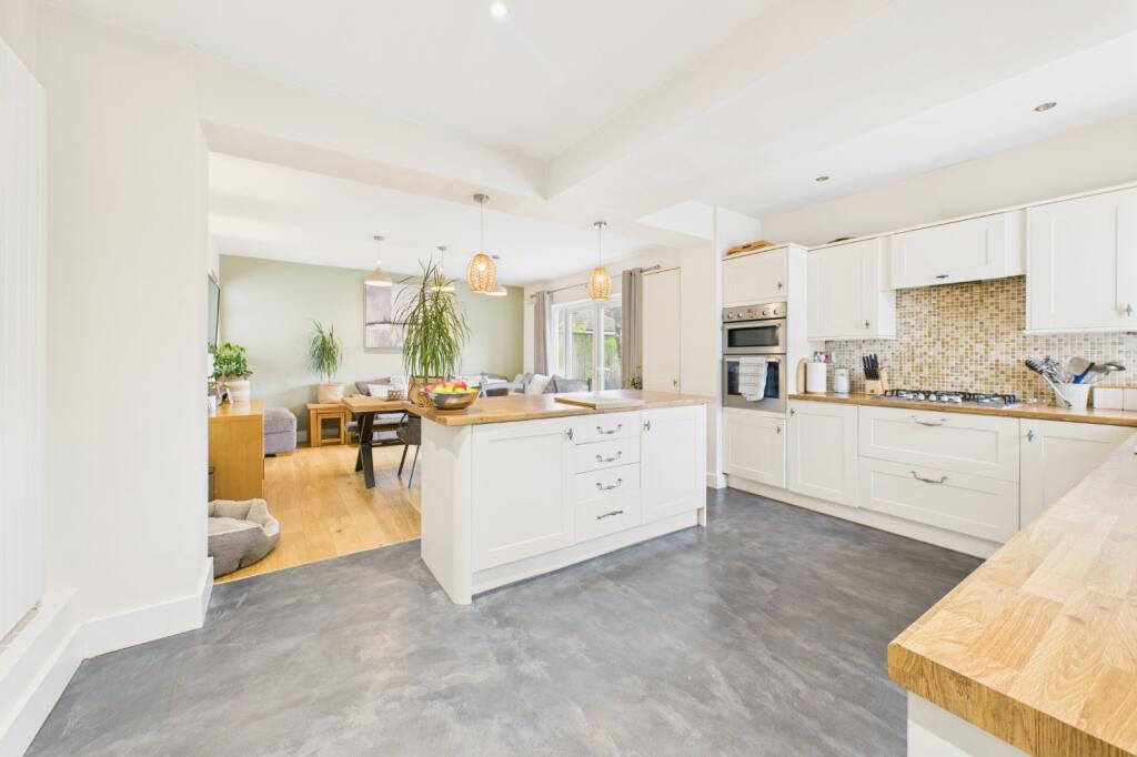 Additional image 12 of York Road, Broadstone, Dorset, BH18