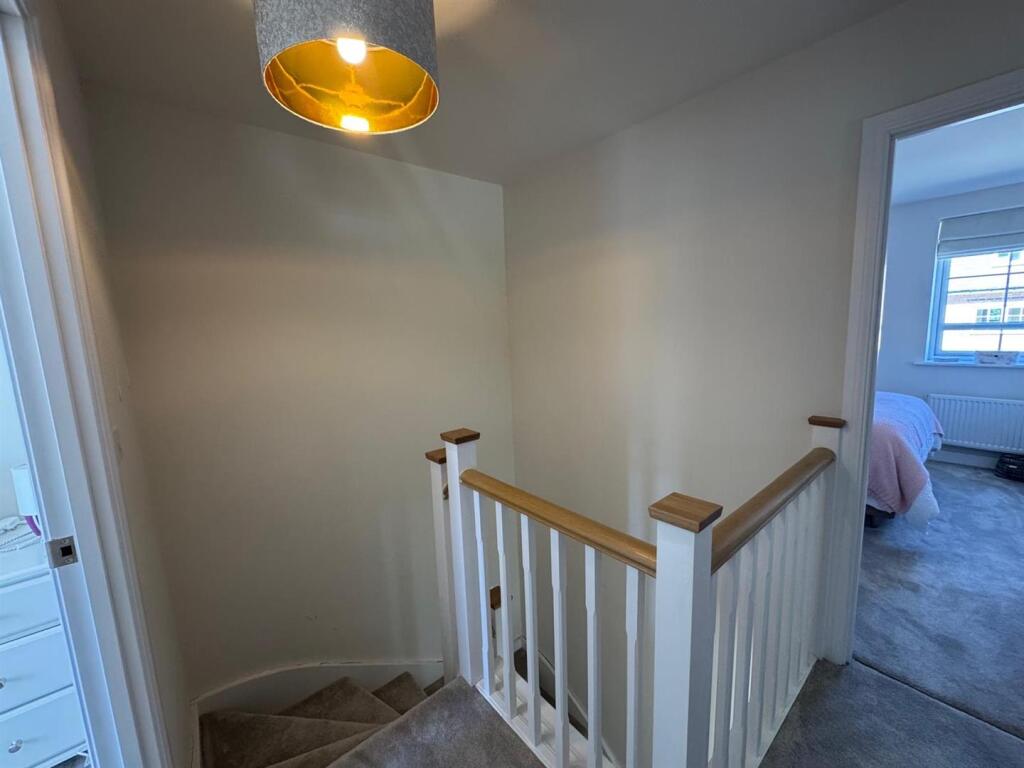 Additional image 10 of Greenway, Cleckheaton