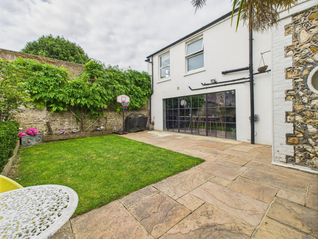 Additional image 4 of Cambridge Road, Worthing, BN11 1XD