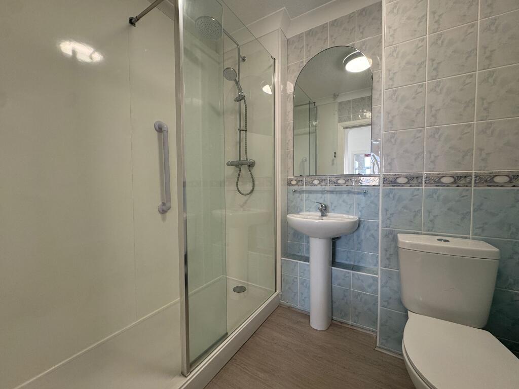 Additional image 7 of Boscombe Cliff Road, Bournemouth