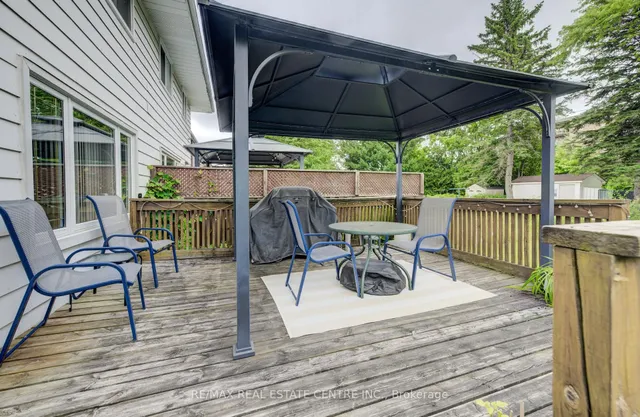 Additional image 41 of 65 Selkirk Dr