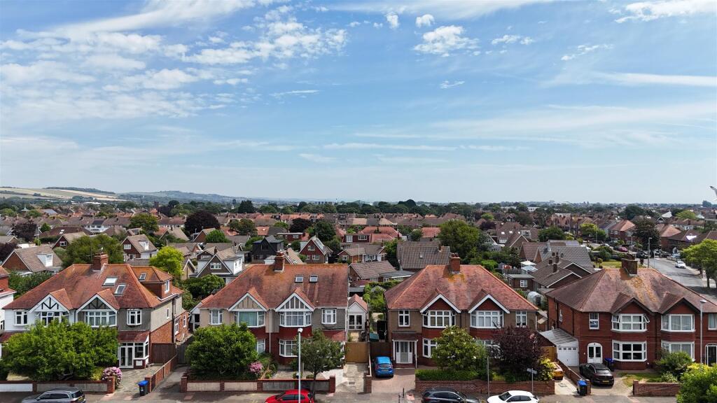 Additional image 3 of Loxwood Avenue, Worthing