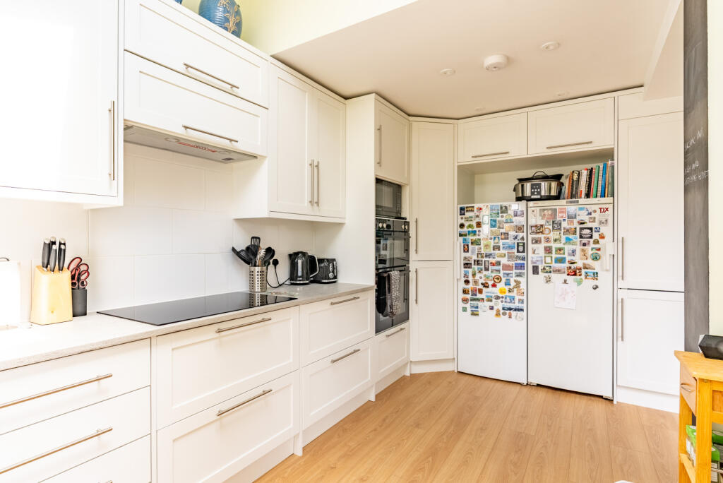 Additional image 5 of Saberton Close, Redbourn, St. Albans, Hertfordshire, AL3