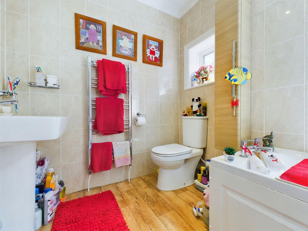 Additional image 14 of Pembroke Avenue, Marine, Worthing, BN11