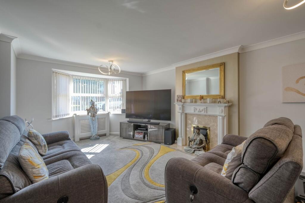 Additional image 2 of Great Hockings Lane, Webheath, B97