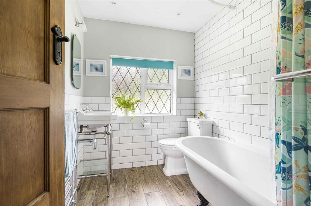 Additional image 16 of Warren Lane, Friston,