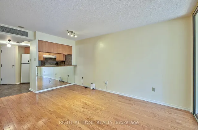 Additional image 19 of 1001 Bay St Unit 1110