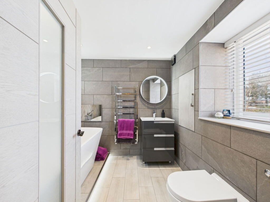 Additional image 30 of Cuckfield Crescent, Salvington, Worthing BN13 2EB