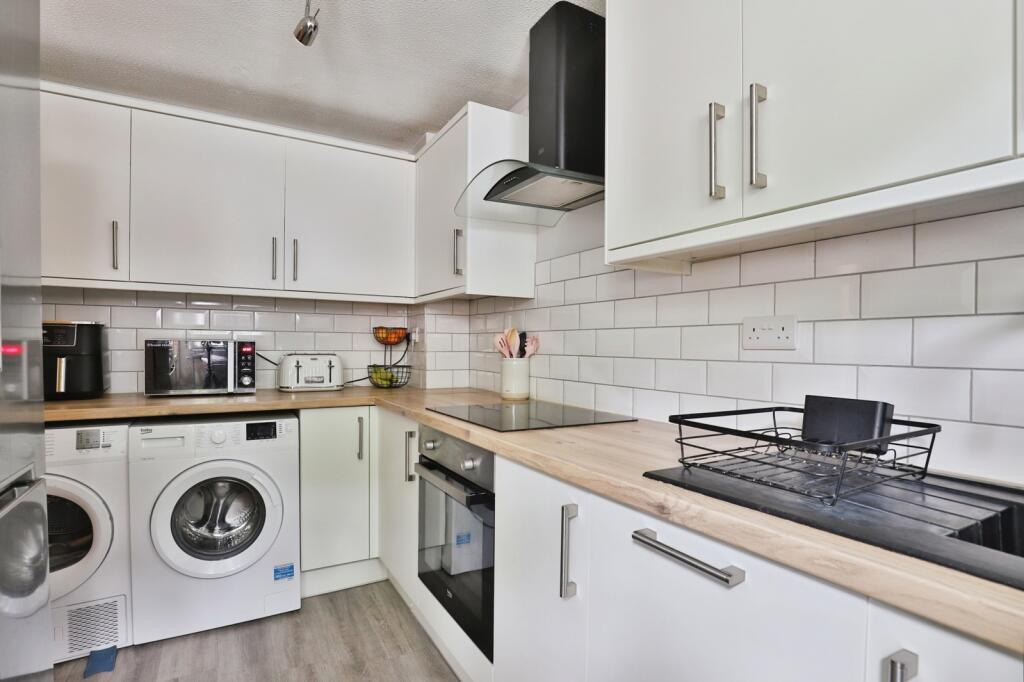 Additional image 4 of Hooke Close, POOLE, Dorset, BH17