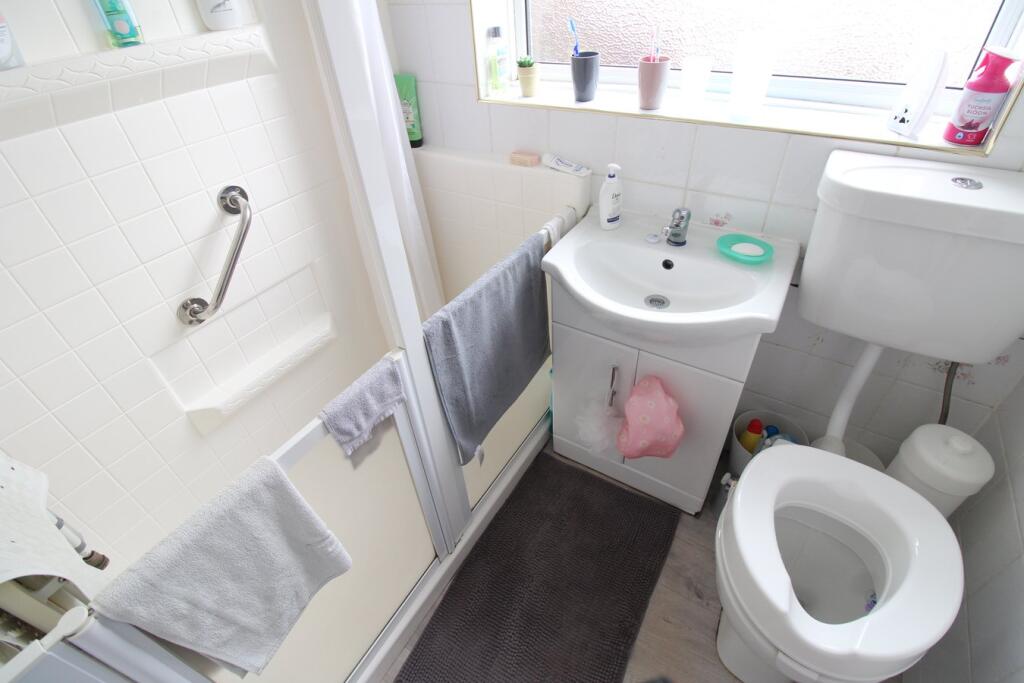 Additional image 6 of Dale View Road, Keighley, BD21