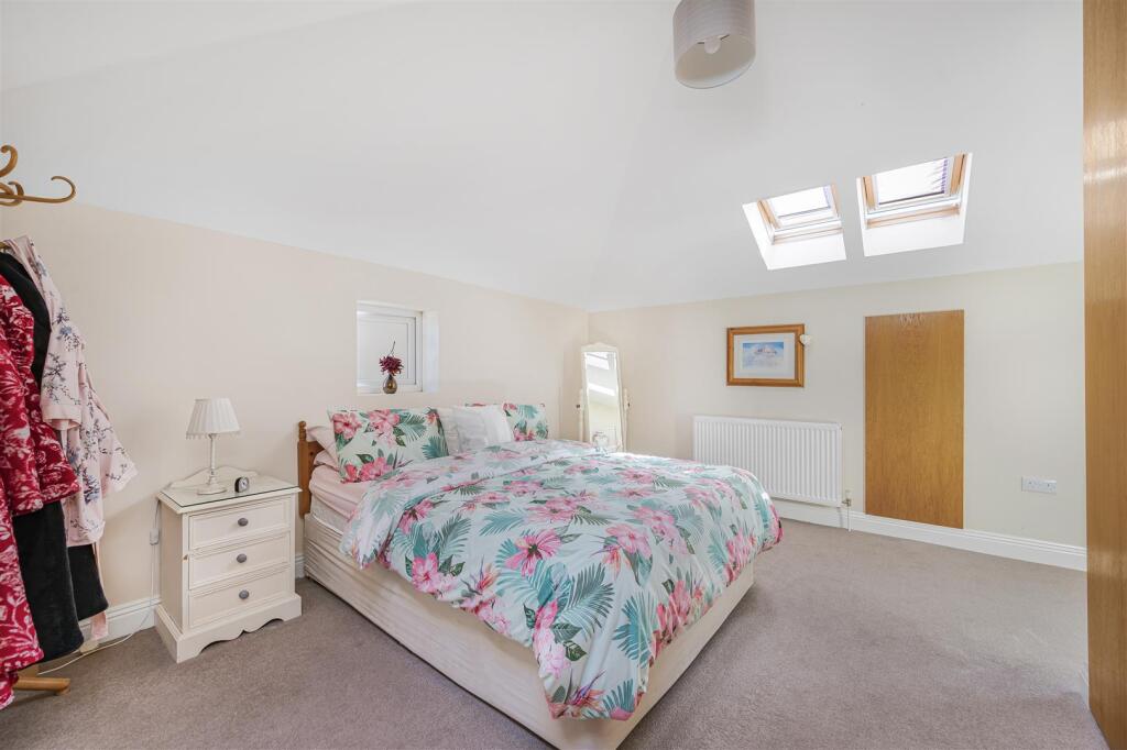 Additional image 17 of Capel Avenue, Peacehaven